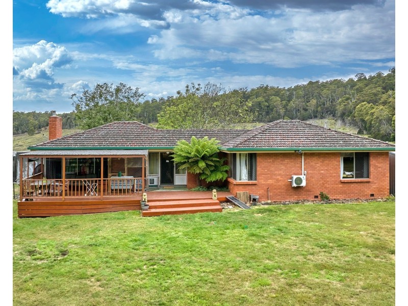 520 Bradys Plain Road, Parkham TAS 7304