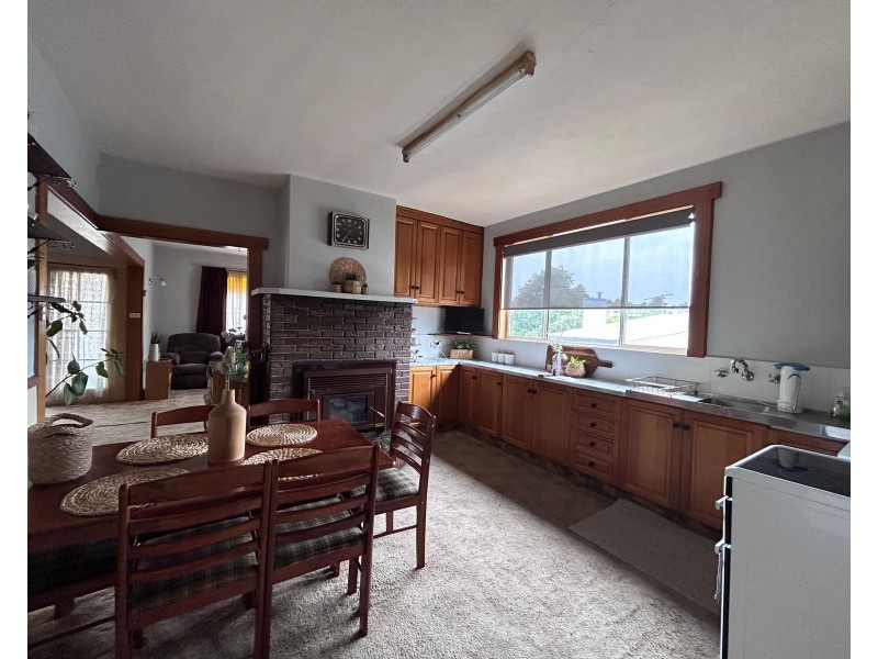 4 West Church Street, Deloraine TAS 7304