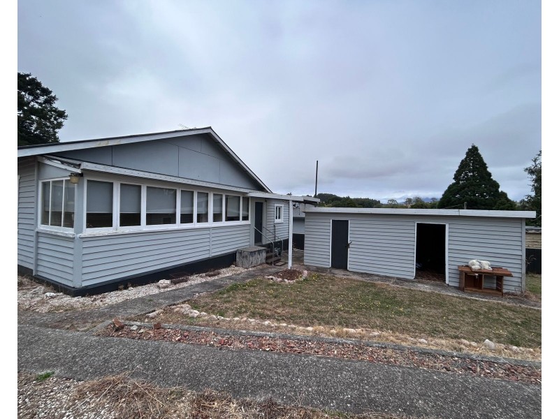 4 West Church Street, Deloraine TAS 7304