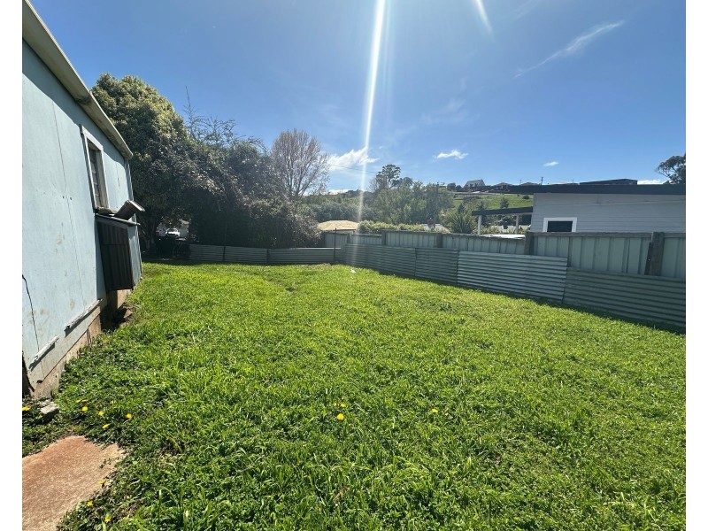 19 West Barrack Street, Deloraine TAS 7304