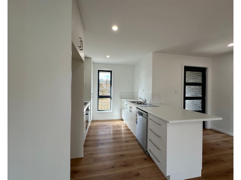 4/70, West Barrack Street, Deloraine TAS 7304