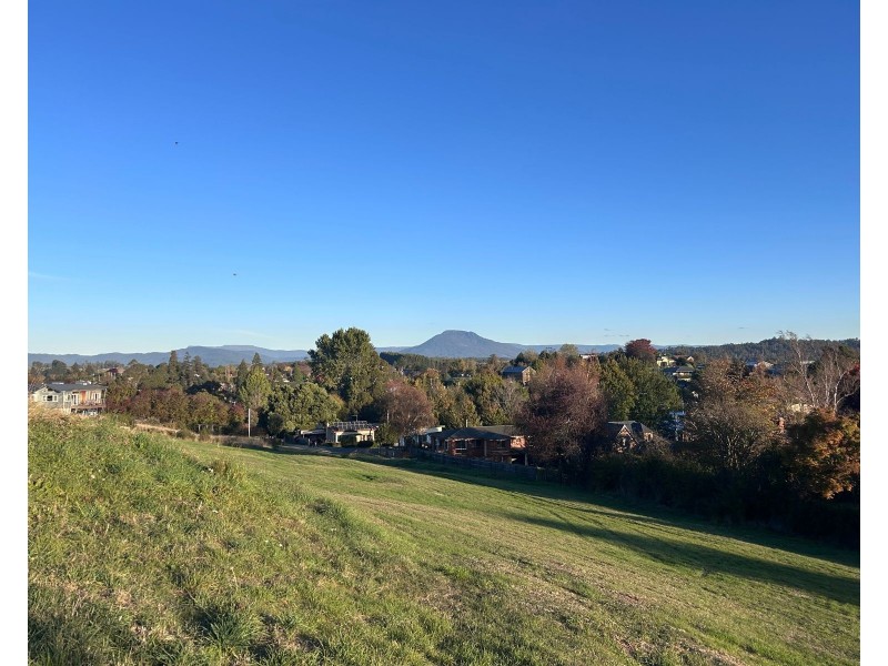 1A Tower Hill Street, Deloraine TAS 7304