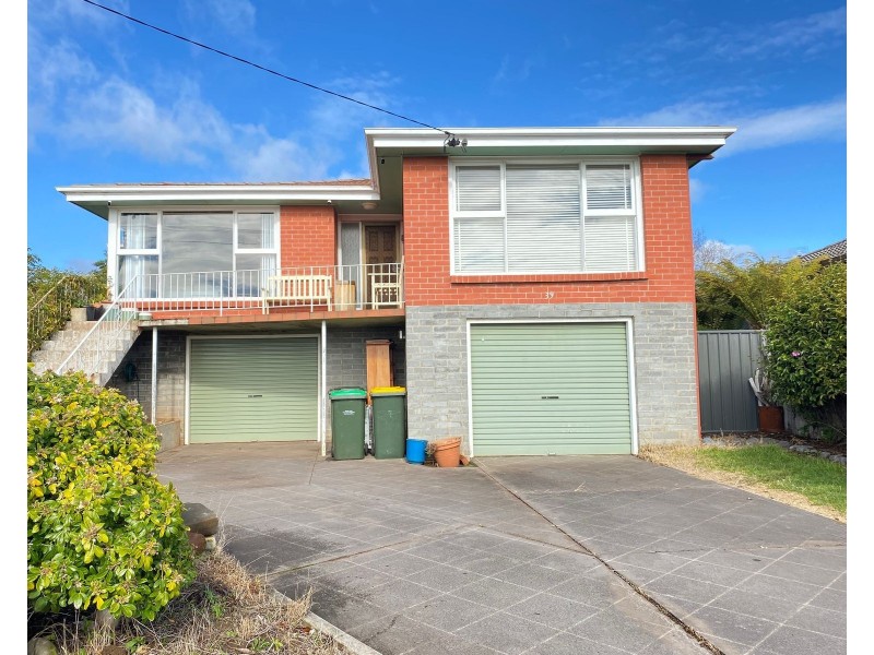 39 Croft Avenue, Devonport TAS 7310