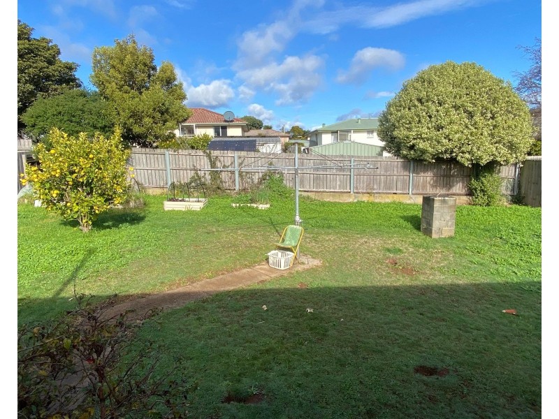 39 Croft Avenue, Devonport TAS 7310