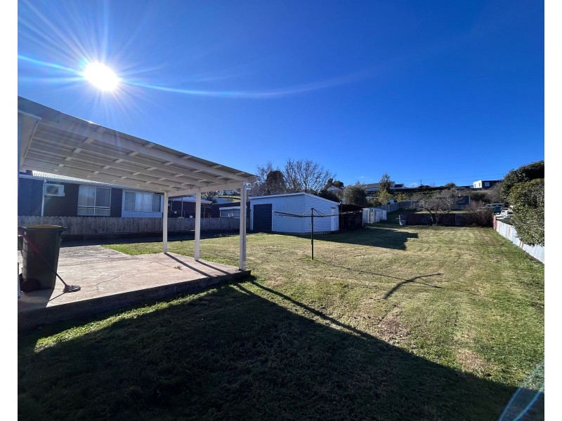 Deloraine TAS 7304