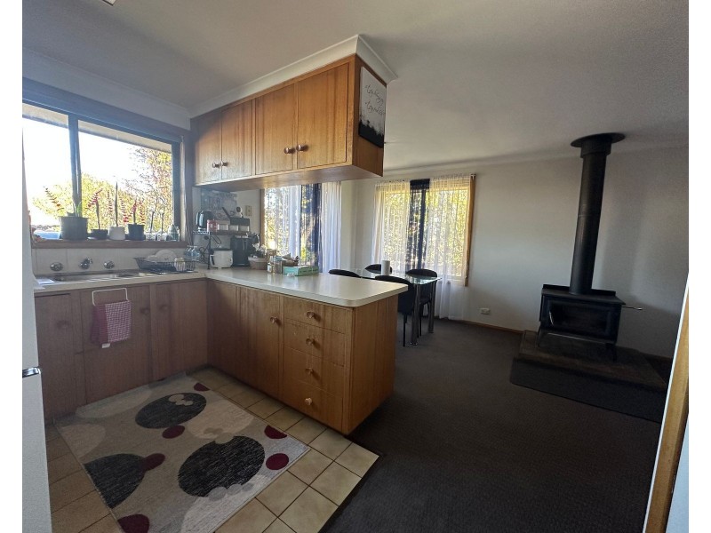 2/40A Beefeater Street, Deloraine TAS 7304