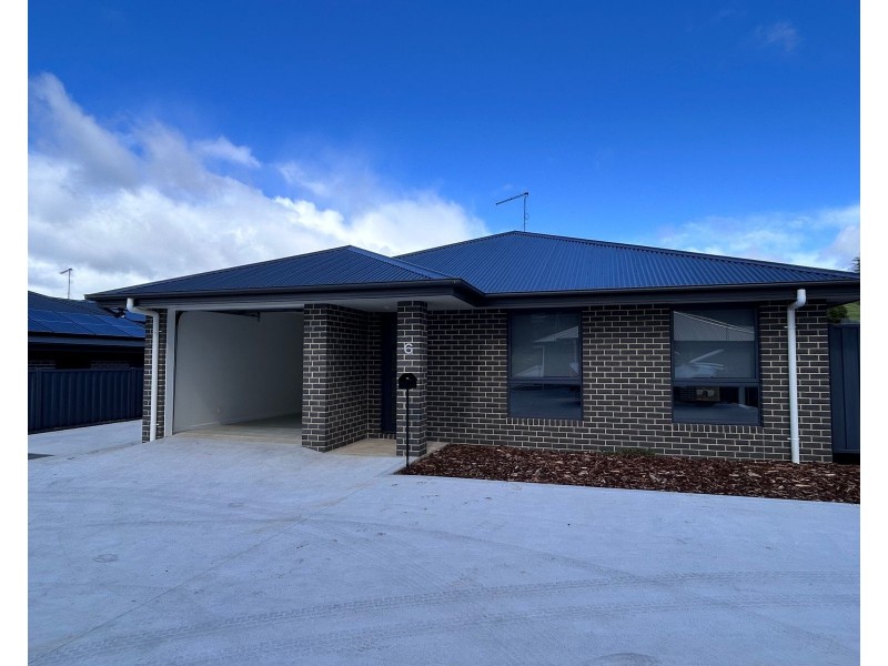 6/74 West Barrack Street, Deloraine TAS 7304