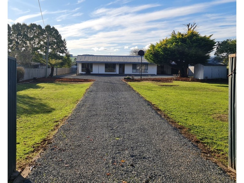 26 Grigg Street, Deloraine TAS 7304