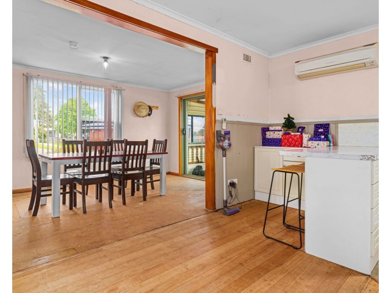 12 EAST WESTBURY PLACE, Deloraine TAS 7304