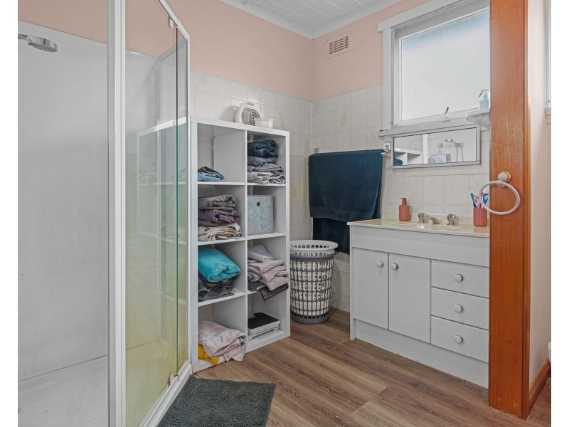 12 EAST WESTBURY PLACE, Deloraine TAS 7304