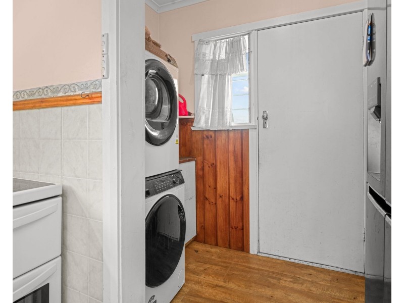 12 EAST WESTBURY PLACE, Deloraine TAS 7304