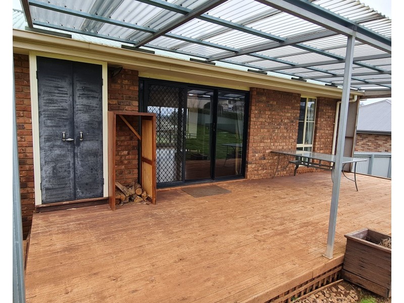 6 East Goderich Street, Deloraine TAS 7304