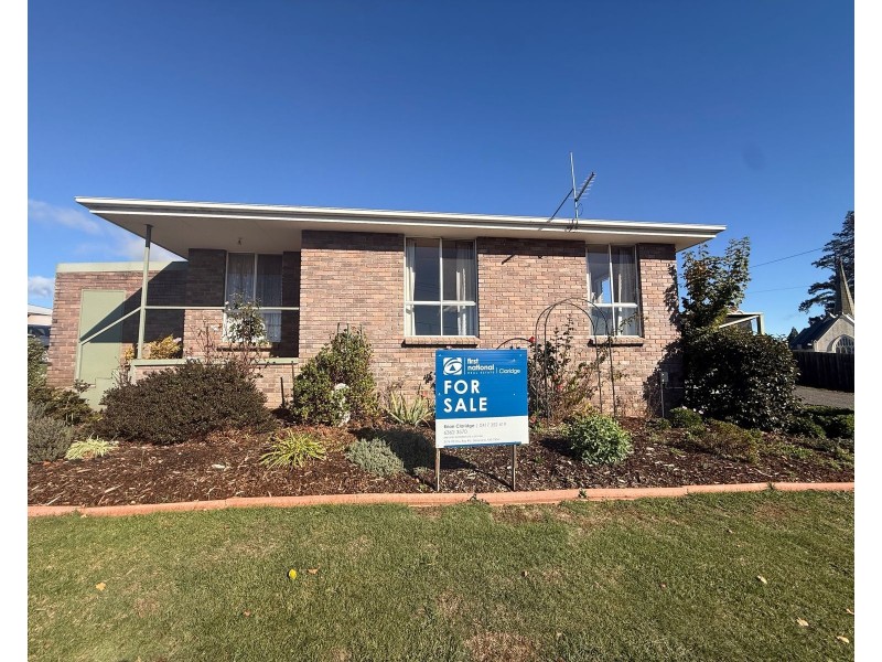 1/13 East Westbury Place, Deloraine TAS 7304