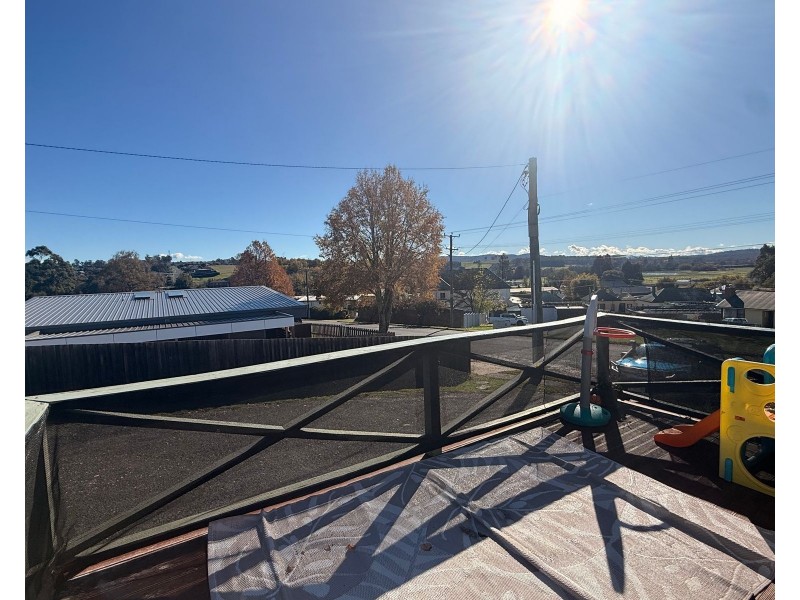 1/13 East Westbury Place, Deloraine TAS 7304