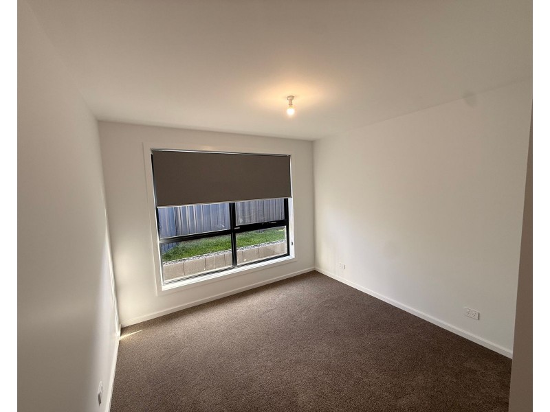 2/74 West Barrack Street, Deloraine TAS 7304