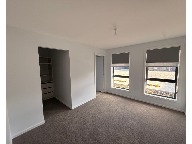 2/74 West Barrack Street, Deloraine TAS 7304