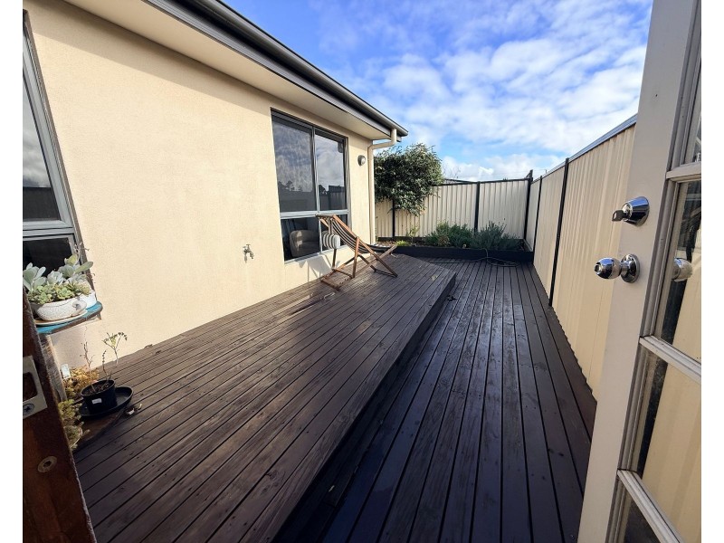 2/105A King Street, Westbury TAS 7303
