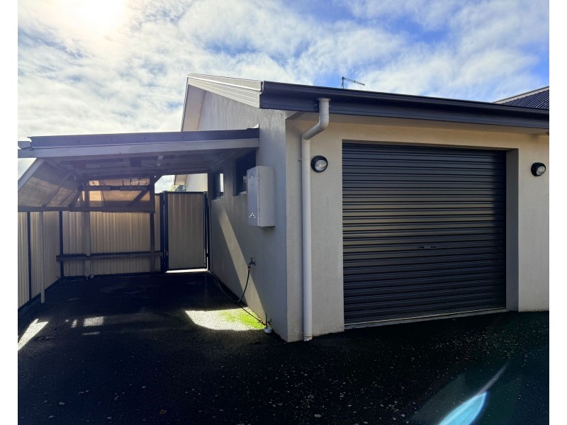 2/105A King Street, Westbury TAS 7303