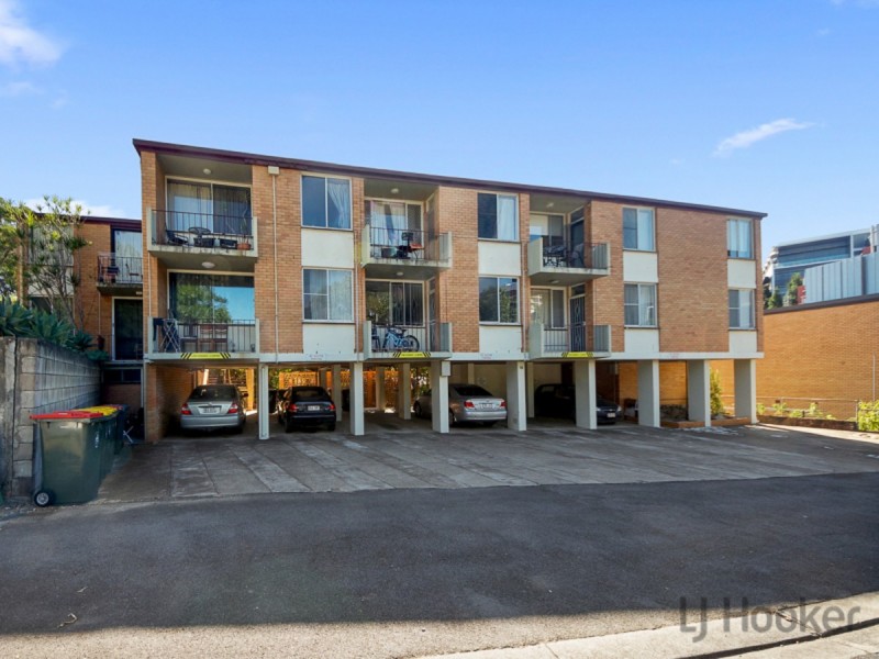 8/16 Blamey Street, Kelvin Grove QLD 4059
