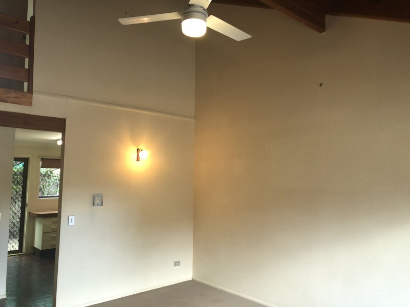 10/93-95 Barbaralla Drive, Springwood QLD 4127