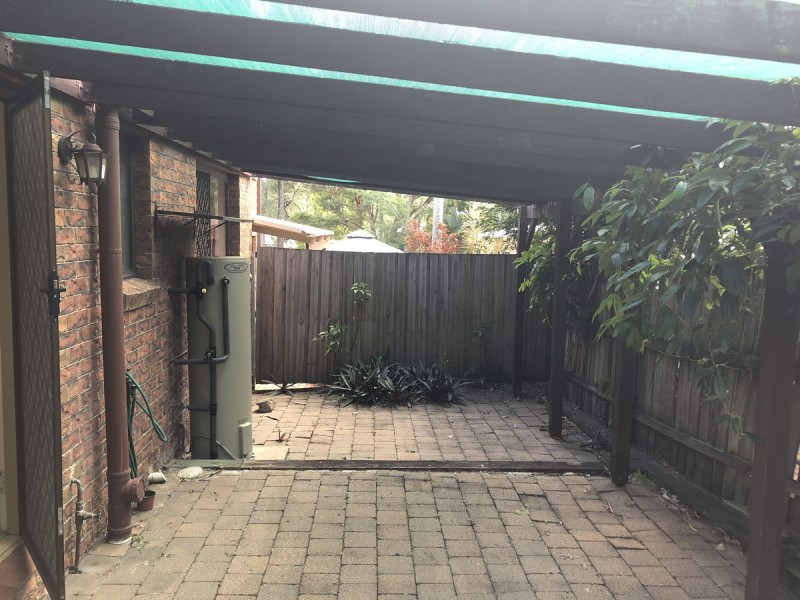 10/93-95 Barbaralla Drive, Springwood QLD 4127