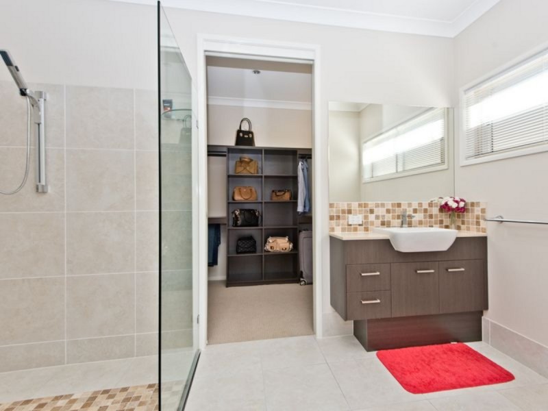 28 Flinders Circuit, Fitzgibbon QLD 4018