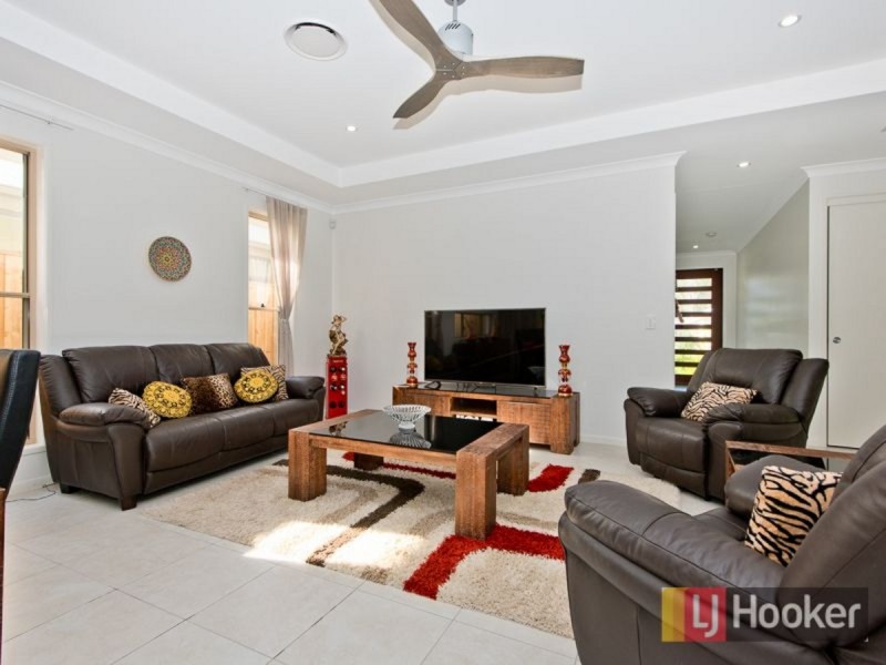 28 Flinders Circuit, Fitzgibbon QLD 4018