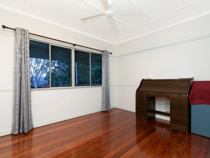 33 Windrest Avenue, Aspley QLD 4034