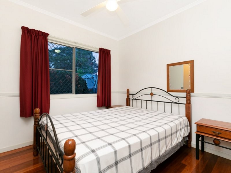 33 Windrest Avenue, Aspley QLD 4034