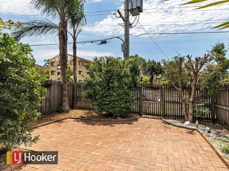 9/23 Latham Street, Chermside QLD 4032