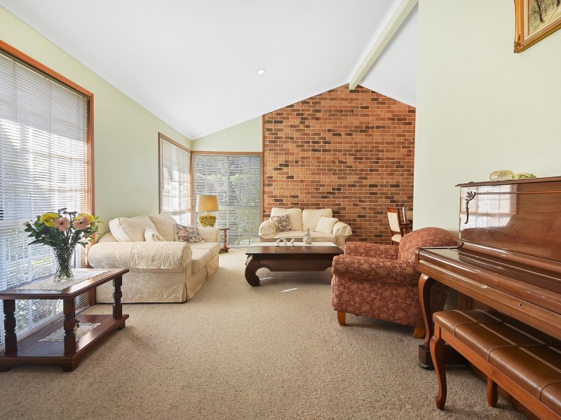 5 Oxford Crescent, Bridgeman Downs QLD 4035