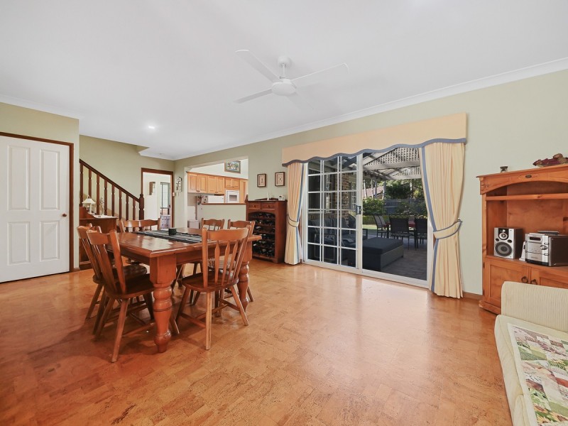 5 Oxford Crescent, Bridgeman Downs QLD 4035