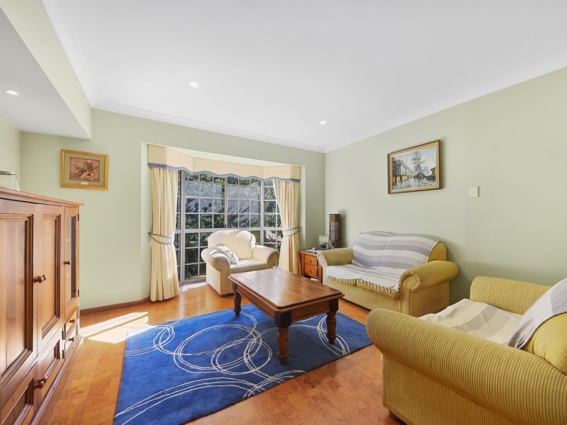 5 Oxford Crescent, Bridgeman Downs QLD 4035