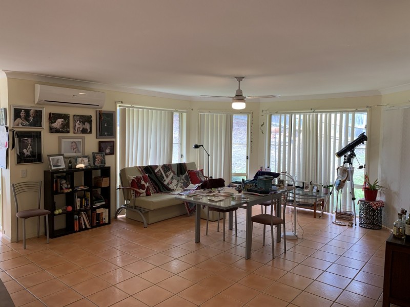 16 Hatia Grove, Ferny Grove QLD 4055