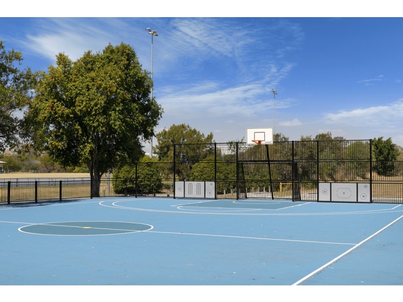 299 Zillmere Road, Zillmere QLD 4034