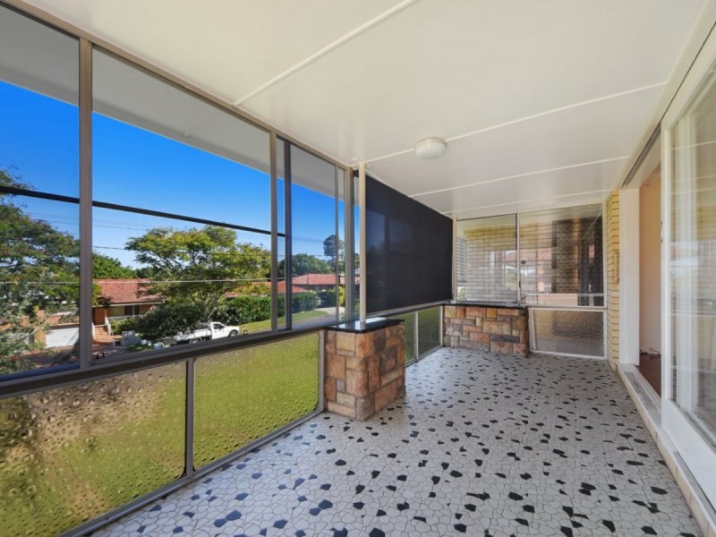 11 Pacific Street, Chermside West QLD 4032