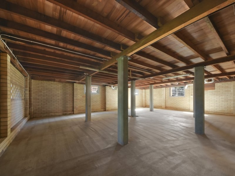 11 Pacific Street, Chermside West QLD 4032