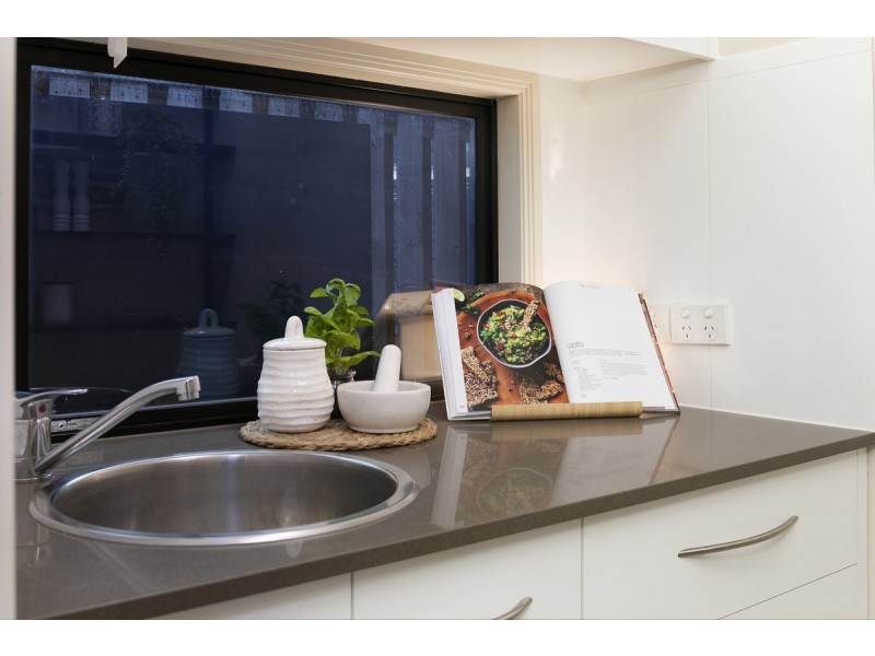 13 Ningaloo Lane, Fitzgibbon QLD 4018