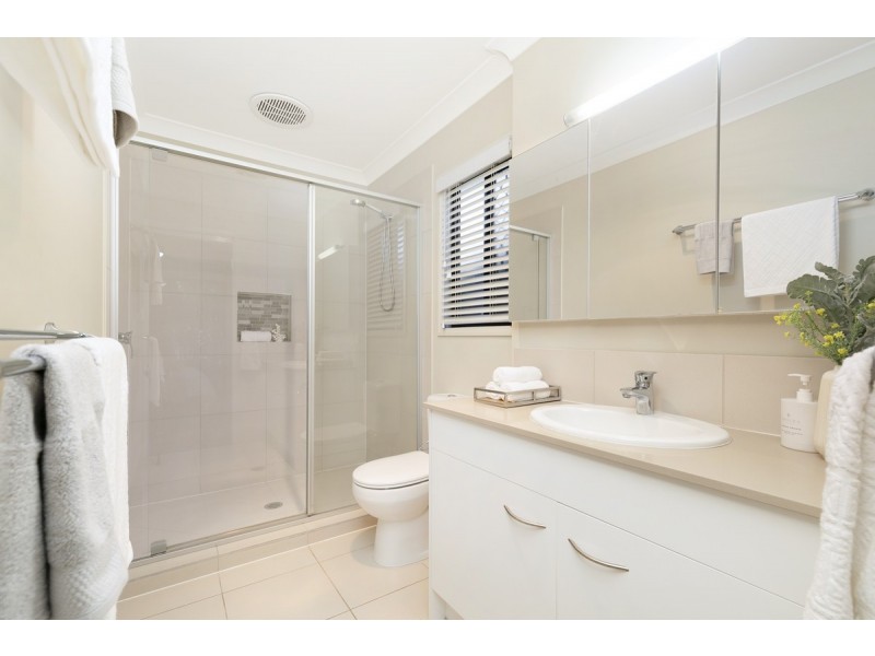 13 Ningaloo Lane, Fitzgibbon QLD 4018