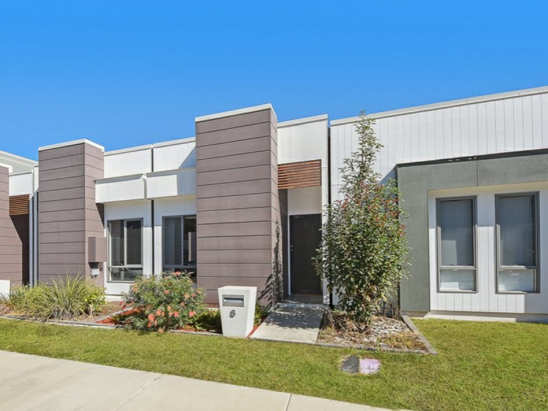 8 Beagle Street, Fitzgibbon QLD 4018