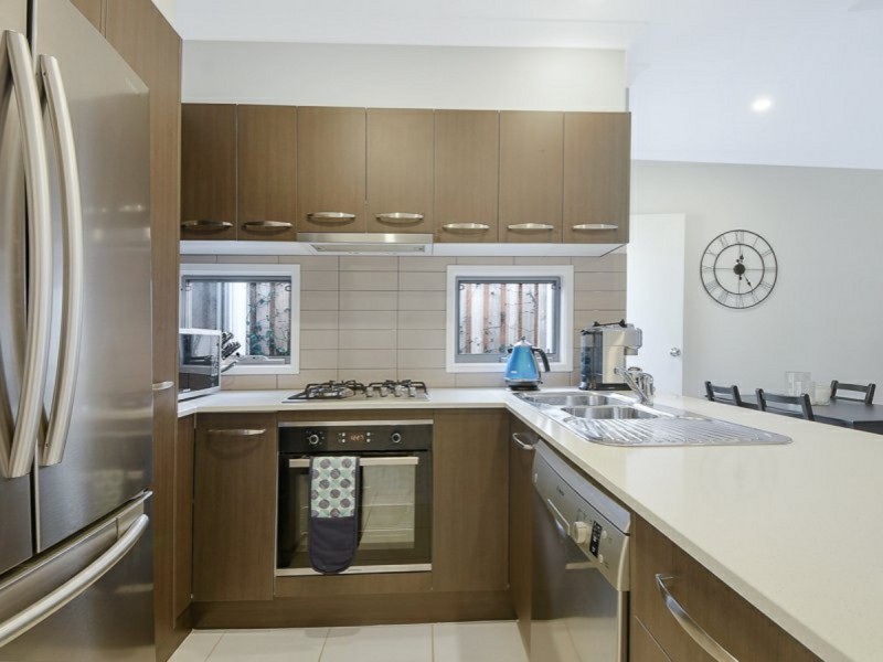 8 Beagle Street, Fitzgibbon QLD 4018