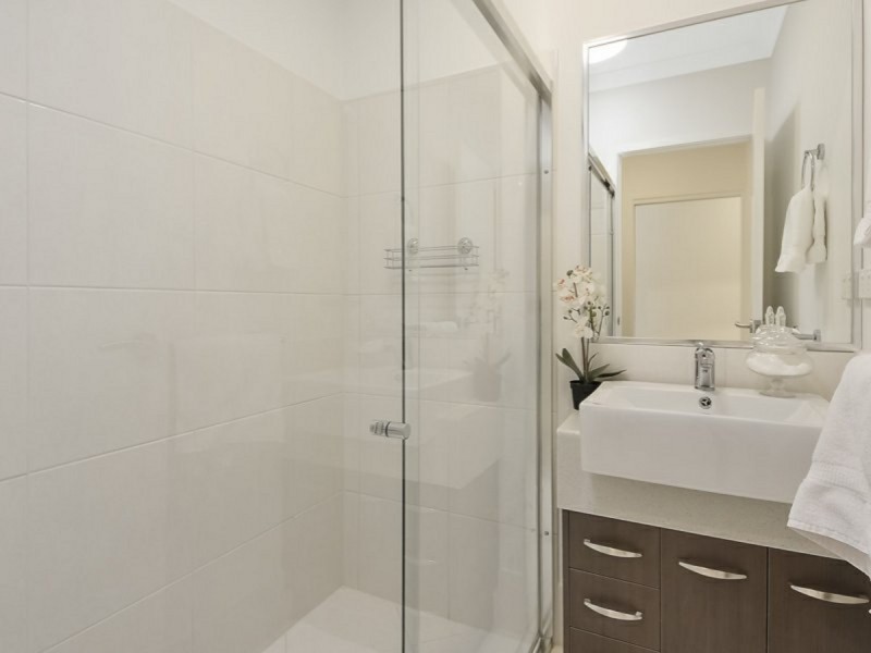 8 Beagle Street, Fitzgibbon QLD 4018