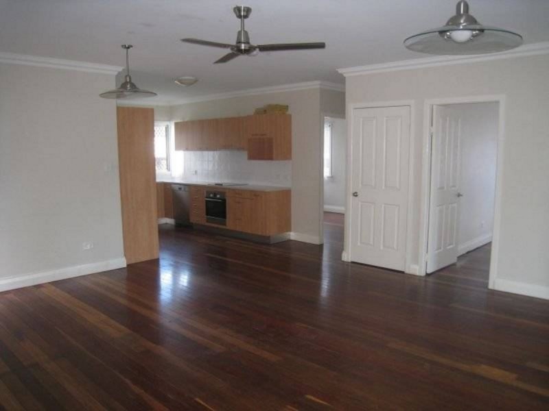 82 Blackwood Road, Deagon QLD 4017