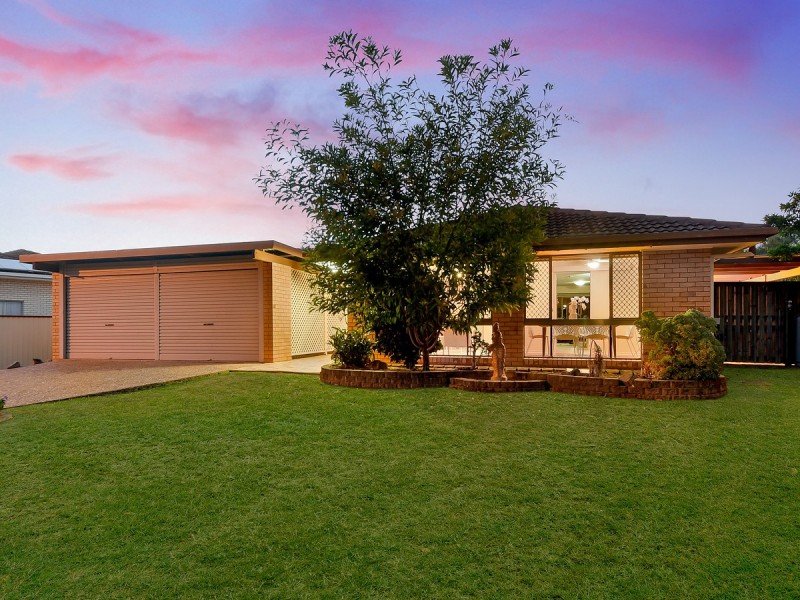 94 Ridley Road, Bridgeman Downs QLD 4035