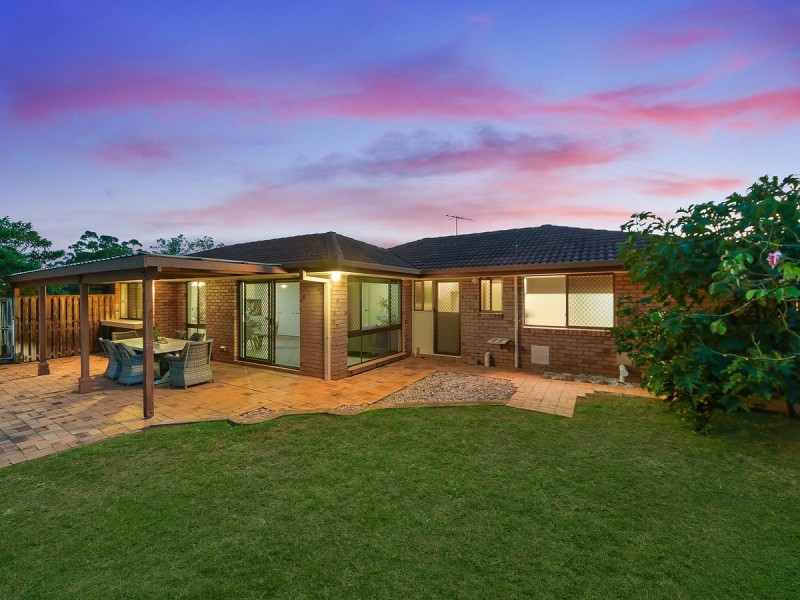 94 Ridley Road, Bridgeman Downs QLD 4035