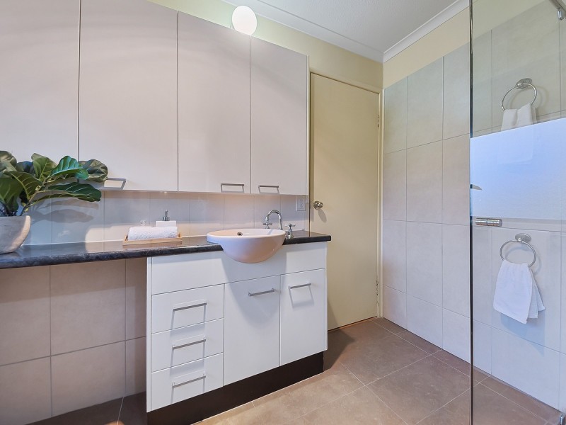 94 Ridley Road, Bridgeman Downs QLD 4035