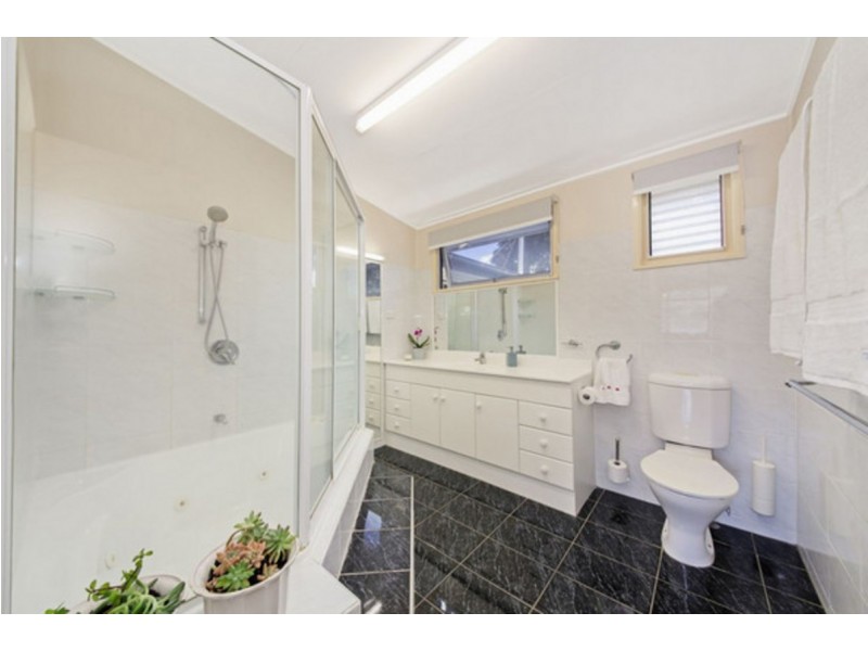 8 Coolah Street, Aspley QLD 4034