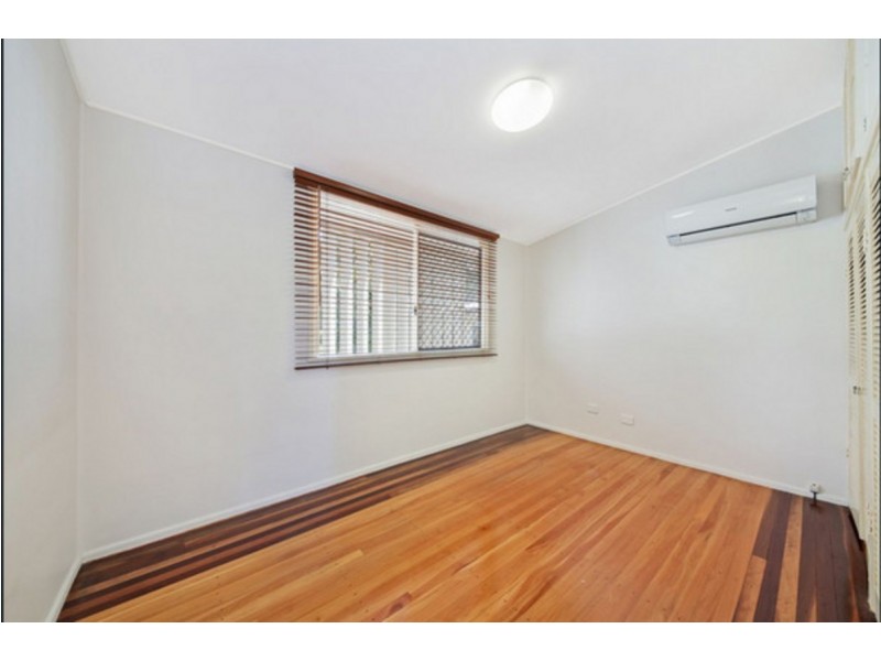 8 Coolah Street, Aspley QLD 4034