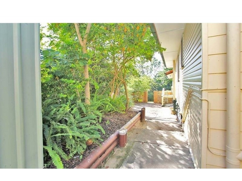 7 Zephyr Street (Cnr Anglia St), Aspley QLD 4034