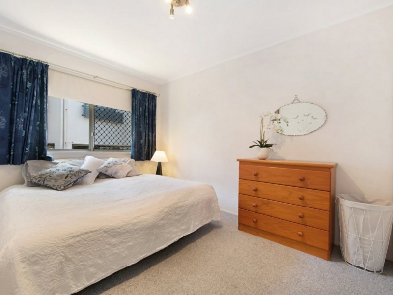 2/479 Hamilton Road, Chermside QLD 4032